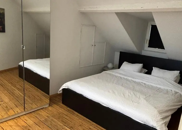 Gezellige Woning Met Tuin Centrum لوفين